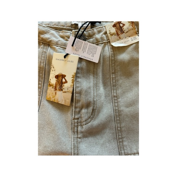 NWT Sincerely Jules Light Tan Jeans - Picture 4 of 4